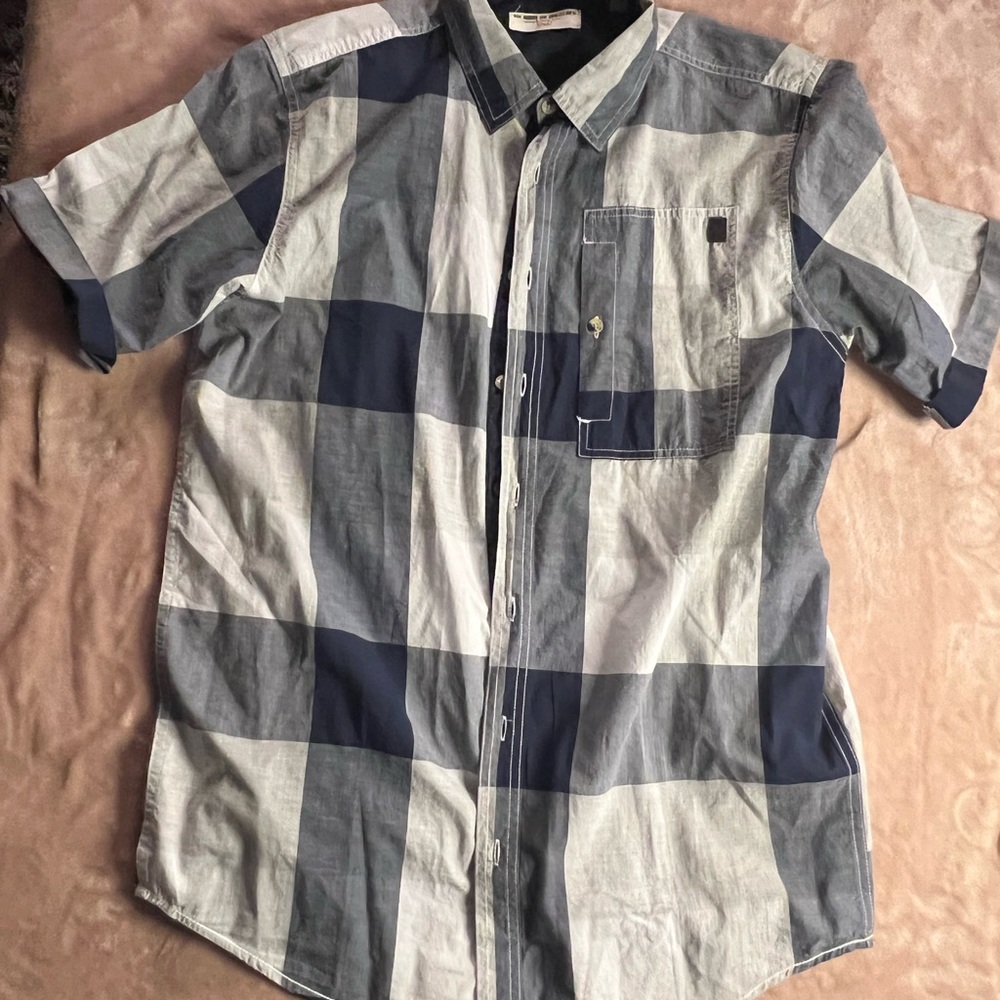 Triple Five Soul men’s plaid button up shirt